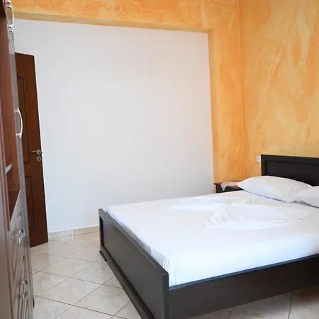 בית הארחה Zeka קסאמיל