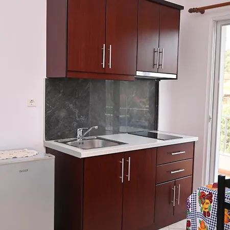 Zeka בית הארחה *