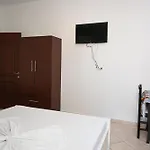 Zeka Гостевой дом Ксамил